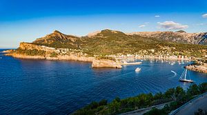 Spanje Mallorca, idyllisch uitzicht op Puerto de Soller, Ballearische eilanden