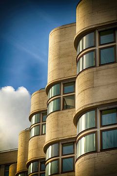 BERLIN Shell-Haus - curvy windows