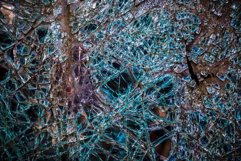 Broken glass by Marjolijn Maljaars