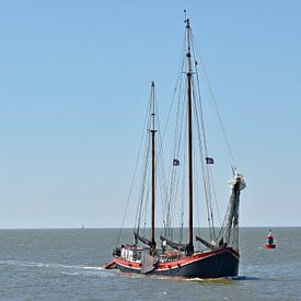Het bruine vloot schip Aegir van Piet Kooistra