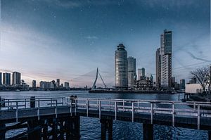 Kop van Zuid met zicht op de Erasmus brug