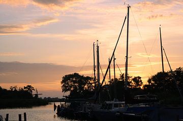 Friese zonsondergang van Jessica van den Heuvel