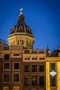 Die Basilika von Amsterdam in der blauen Stunde von Bart Ros Miniaturansicht
