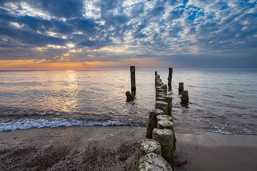 Kribben aan de kust van de Oostzee bij Graal Müritz