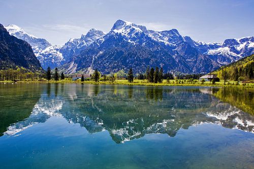 De Almsee als een spiegel
