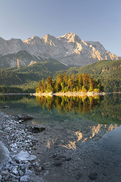 Majestätische Alpensee-Reflexion von Heiko Meier