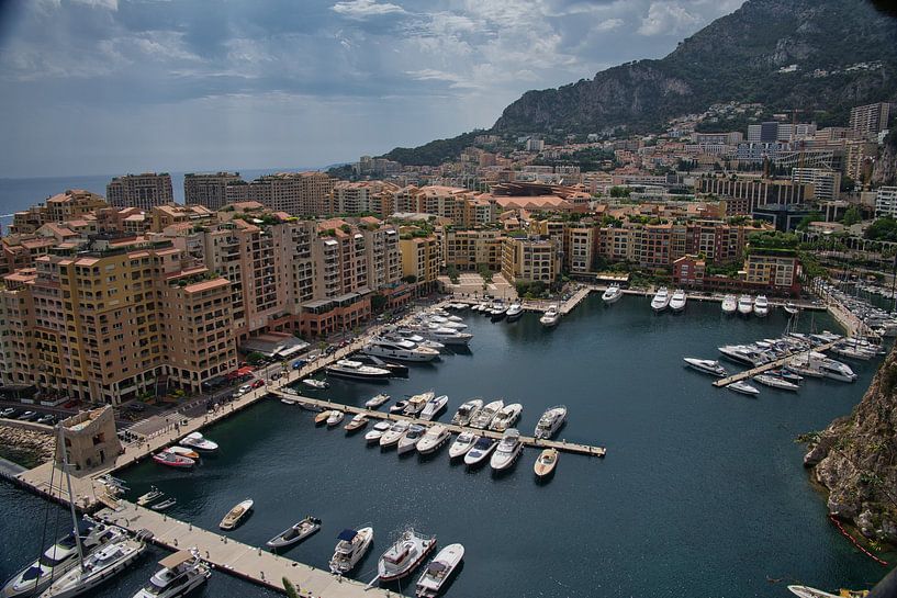 Monaco by Hello Pompoyo