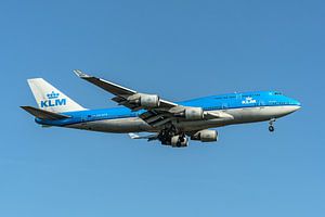 Landung KLM Boeing 747-400M Stadt Dubai.