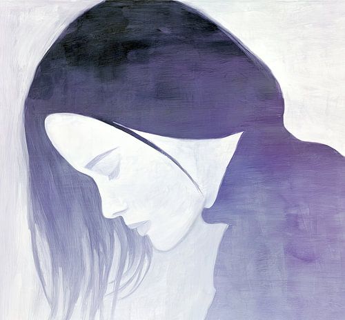 Frau Profil | Quiet Under Purple Veil
