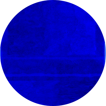 Koningsblauw op blauw, abstract van Rietje Bulthuis