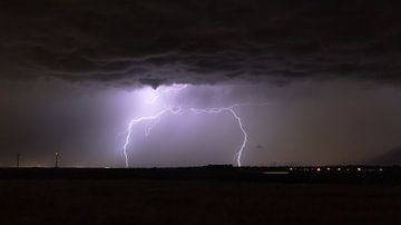 Powerfull Thunder by Donny Kardienaal