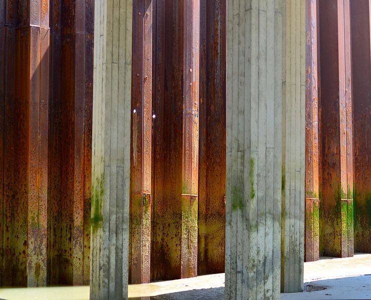 Rost in Beton und Stahl von Lilly Wonderz