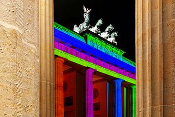 The Brandenburg Gate in a special light by Frank Herrmann