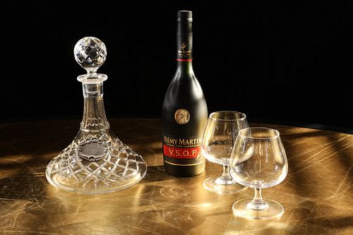 Opstelling met cognac en karaft