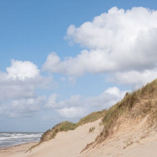 Wolken am Nordsee Strand - ruhiges Landschafts Wandbild
