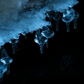 Ring the Ice bells by Rob van der Wal