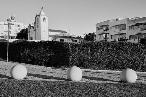 Ballen aan de Portugese kust van Jan Kooreman