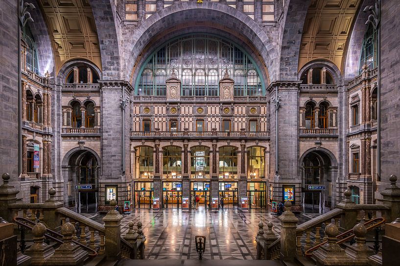 Station Antwerpen Centraal III by Patrick Rodink