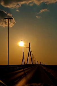 Sonnenuntergang auf der Köhlbrandbrücke