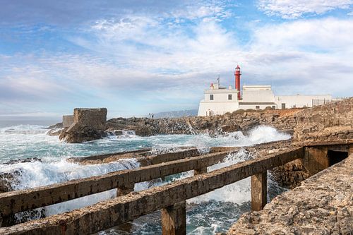 Vuurtoren van Cabo Raso aan de Portugese Atlantische kust