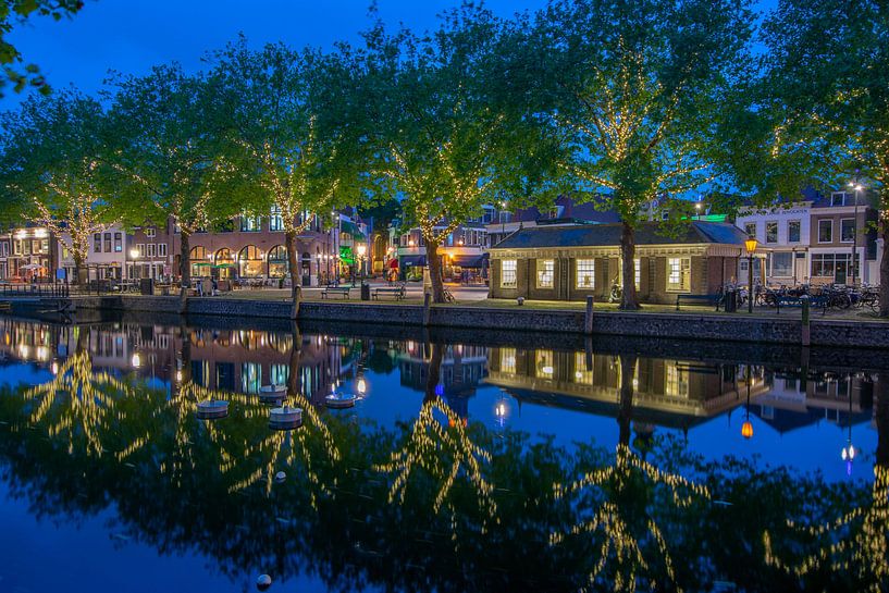 vlaardingen südholland abends fischbank blau von Marco van de Meeberg
