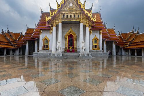 Zwischen Zeit und Ewigkeit: Der Marmortempel von Bangkok von Walter G. Allgöwer