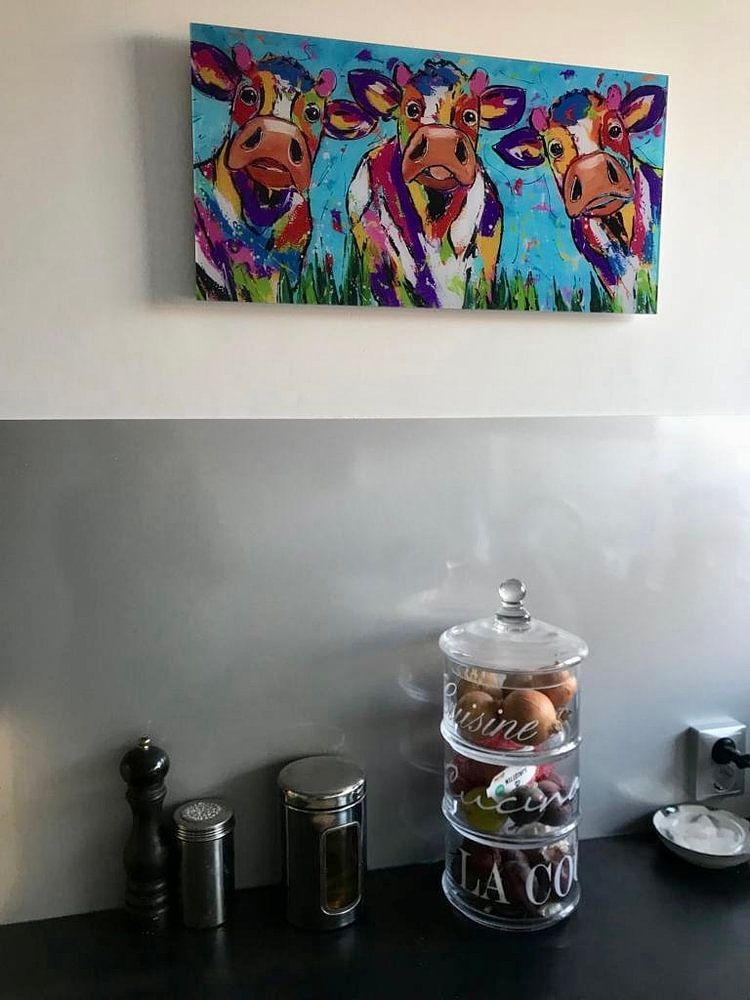 3 Cows in the Meadow by Vrolijk Schilderij