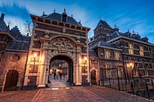toegangspoort naar het Binnenhof in Den Haag