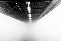 Nimwegener Eisenbahnbrücke im Nebel