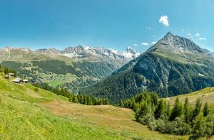 Route de Arollo, Grande Dent de Veisivi, Les Haudères, Wallis - Valais, Zwitserland van Rene van der Meer