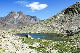 HRP & GR11: wild Pyrenees, adventure and pure mountains. Buy impressive nature photography as a canvas or wall mural now - freedom on the trails of the Alpine paths. by Miriam Schwarzfischer Fotografie