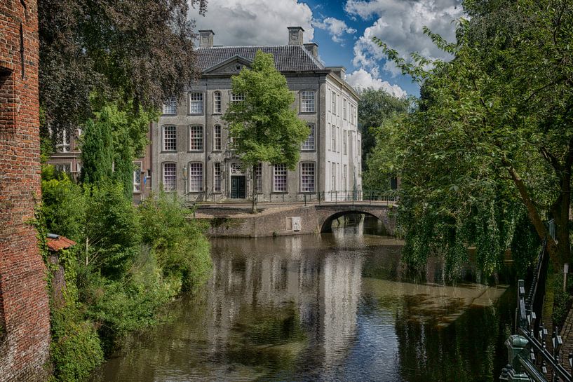 Huis Cohen Amersfoort (huis met de paarse ramen) van Manuel Speksnijder