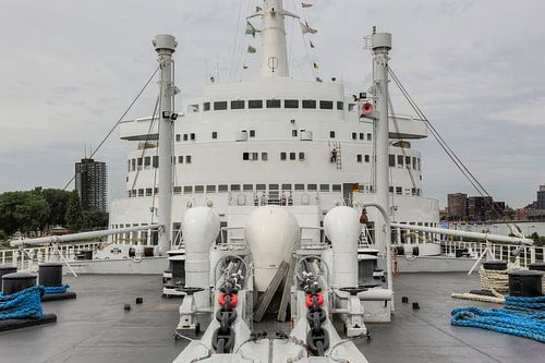 Voorsteven met brug van de SS Rotterdam