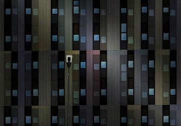 Architectuurfoto van gevel  met straatverlichting in Pamplona, Spanje van Wim Schuurmans