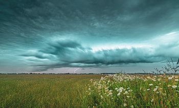 Onweer op komst