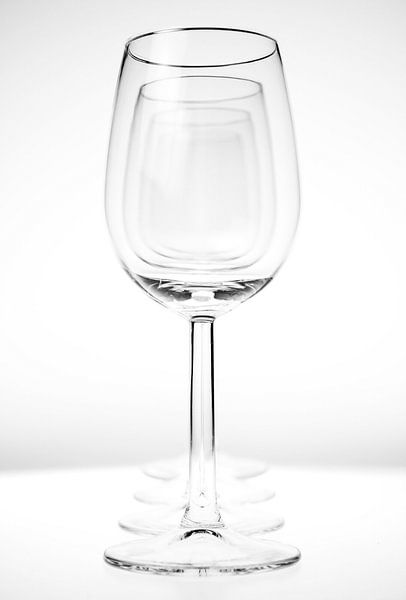 Wijnglazen (zit) by Marco de Waal
