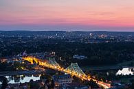 Dresden Skyline mit Loschwitzer Brücke im Sonnenuntergang von Frank Herrmann Miniaturansicht