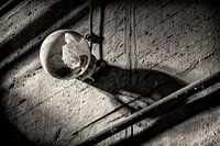 broken light