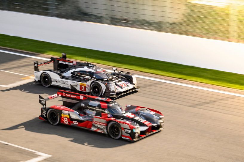 Les voitures de course Audi R18 e-tron quattro et Porsche 919 Hybrid par Sjoerd van der Wal Photographie
