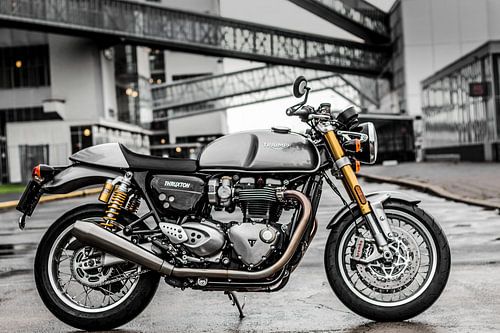Triumph Thruxton R