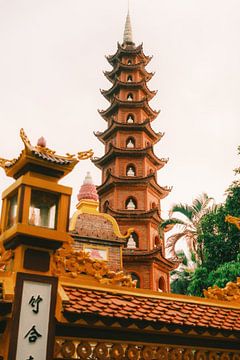 Spiritualiteit op haar hoogtepunt: de Tran Quoc Pagode in Hanoi van NZME Photography