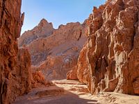 ruig gesteente bij valle de la luna
