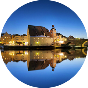 Regensburg Panorama bij het blauwe uur van Thomas Rieger