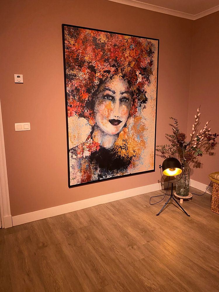 Fille à fleurs  par Caroline Jacobs 