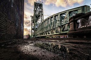 De Hef tijdens guur weer (Koningshavenbrug) van Prachtig Rotterdam