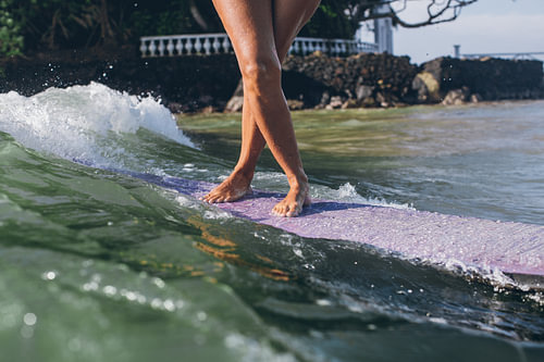 DANCING TROPICAL FEET 