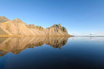 The iconic Vestrahorn in South-East Iceland by Gerry van Roosmalen