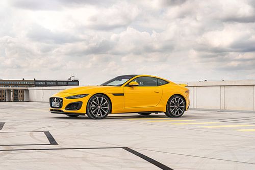 Jaguar F-Type Coupe R