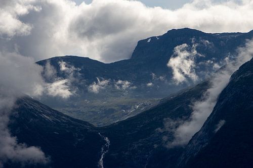 vue sur les montagnes