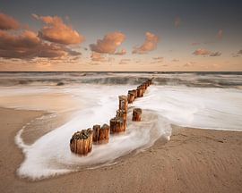 Breakwater by Jeroen van der Pluijm